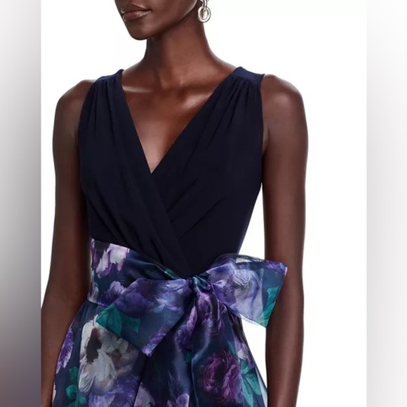 Eliza J
Sleeveless Surplice Neck Mixed Media Gown - Picture 4 of 13